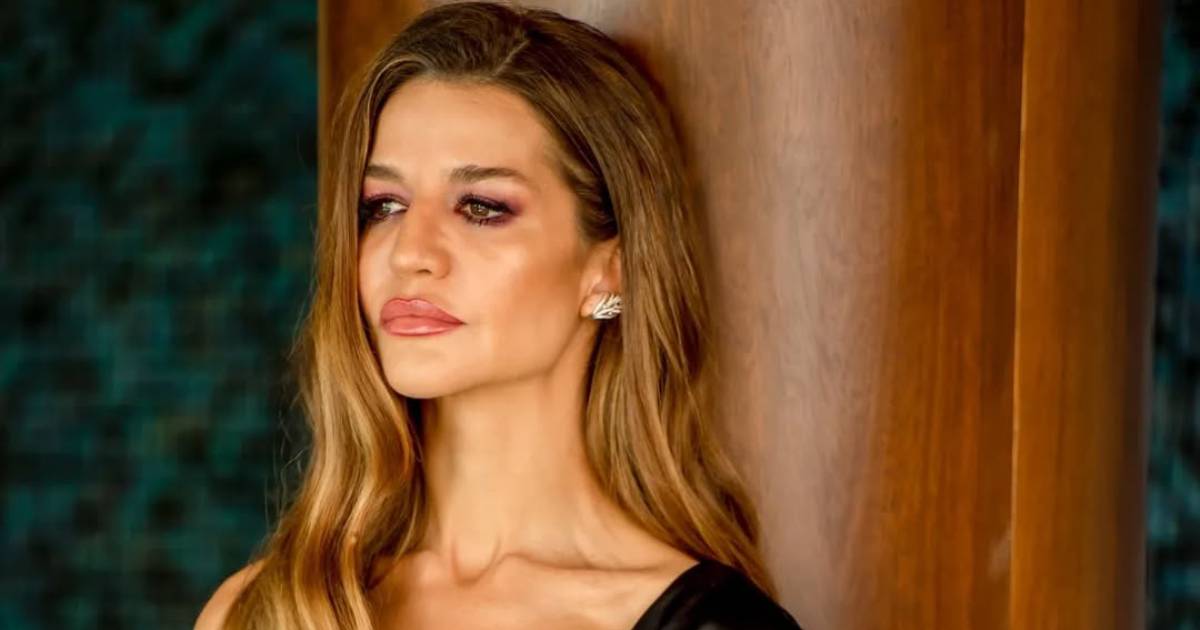 Θα πας σε συναυλία αυτό το φθινόπωρο; Η Ελίνα Θεοδότου σου δείχνει το τέλειο outfit